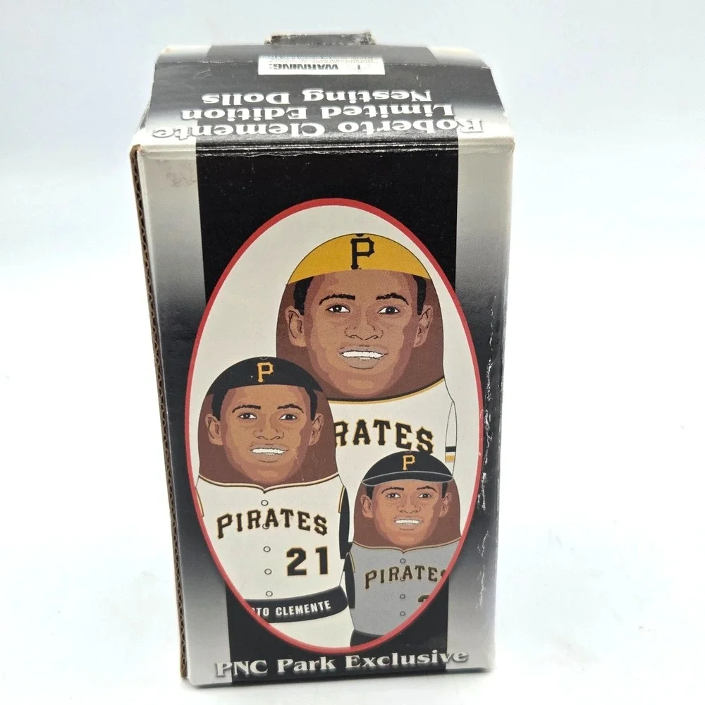 Roberto Clemente 2004 Limited Edition Wood Nesting Dolls, Pittsburgh Pirates MLB